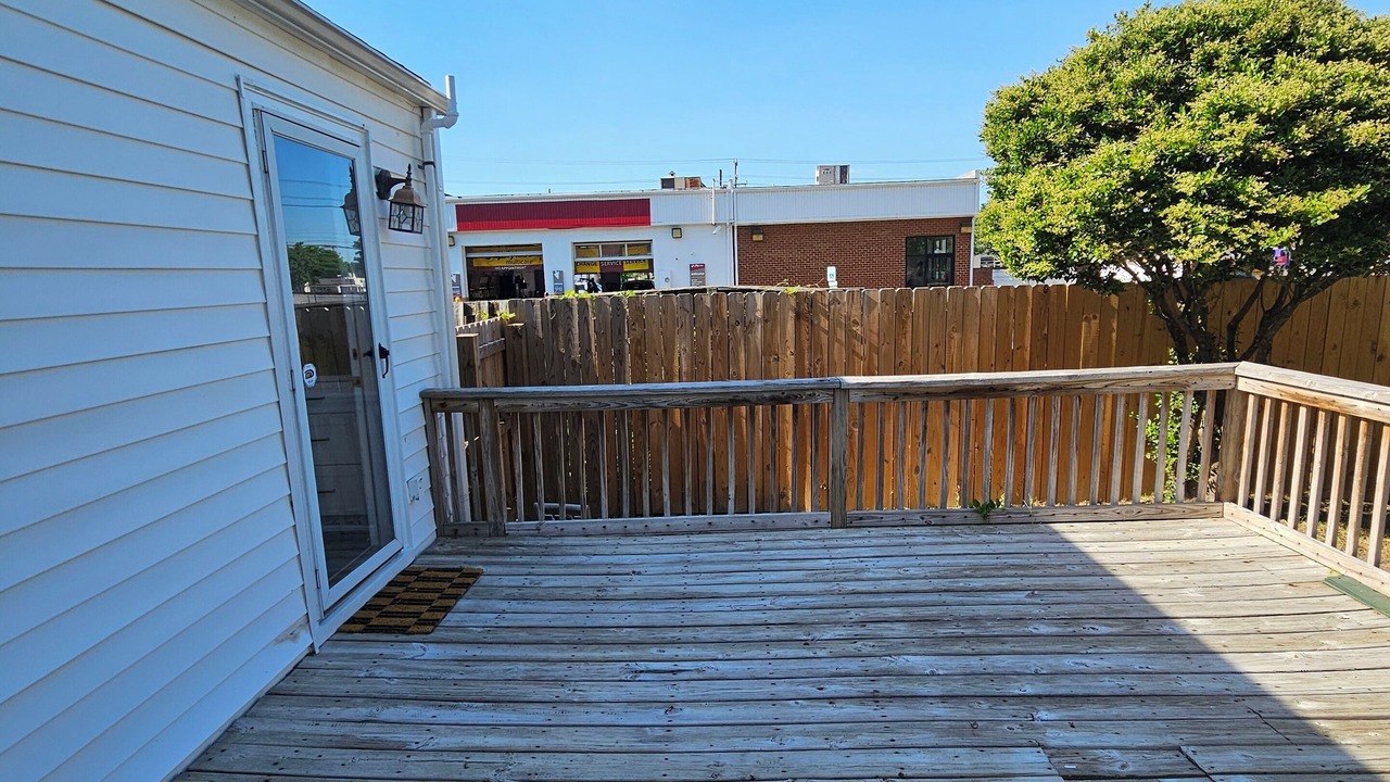 Photo of Outdoor in Mosby