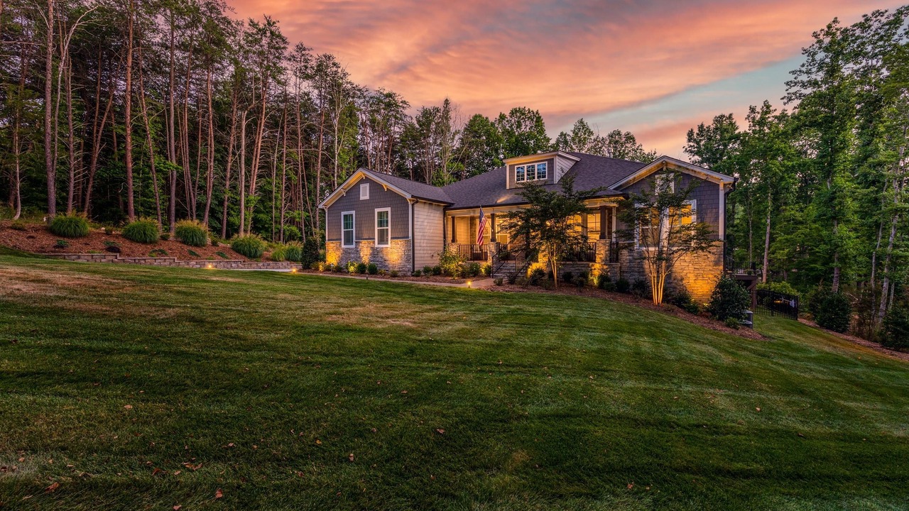 Photo of Outdoor in Mayhew