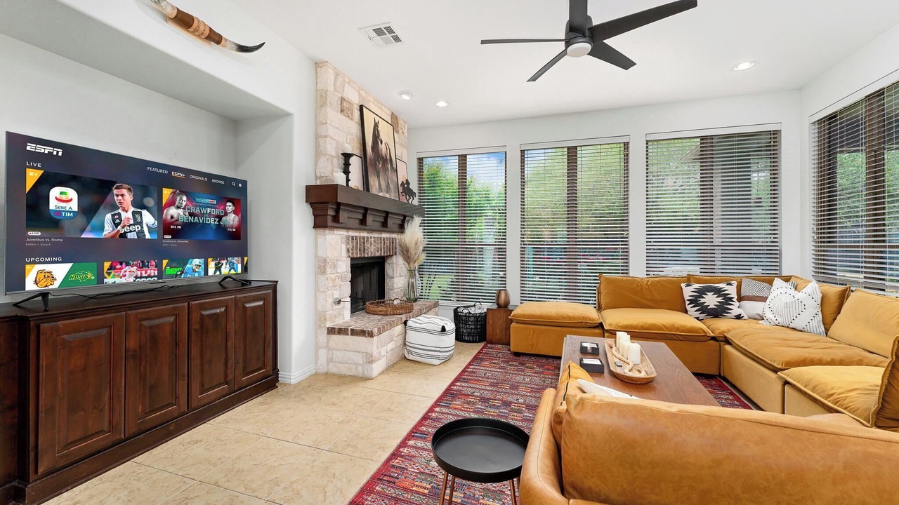 Photo of Livingroom in Dripping Springs
