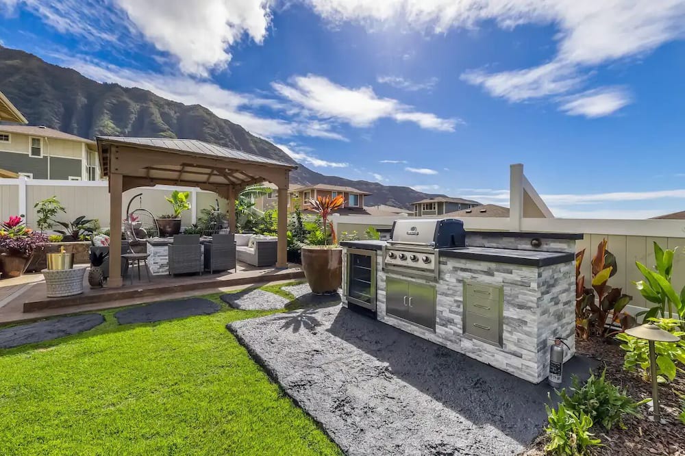 Photo of Outdoor in Makaha Valley
