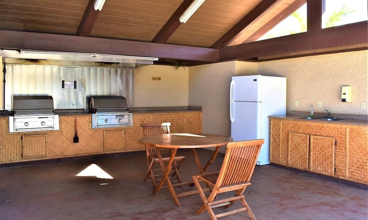 Photo of Kitchen in Waikoloa