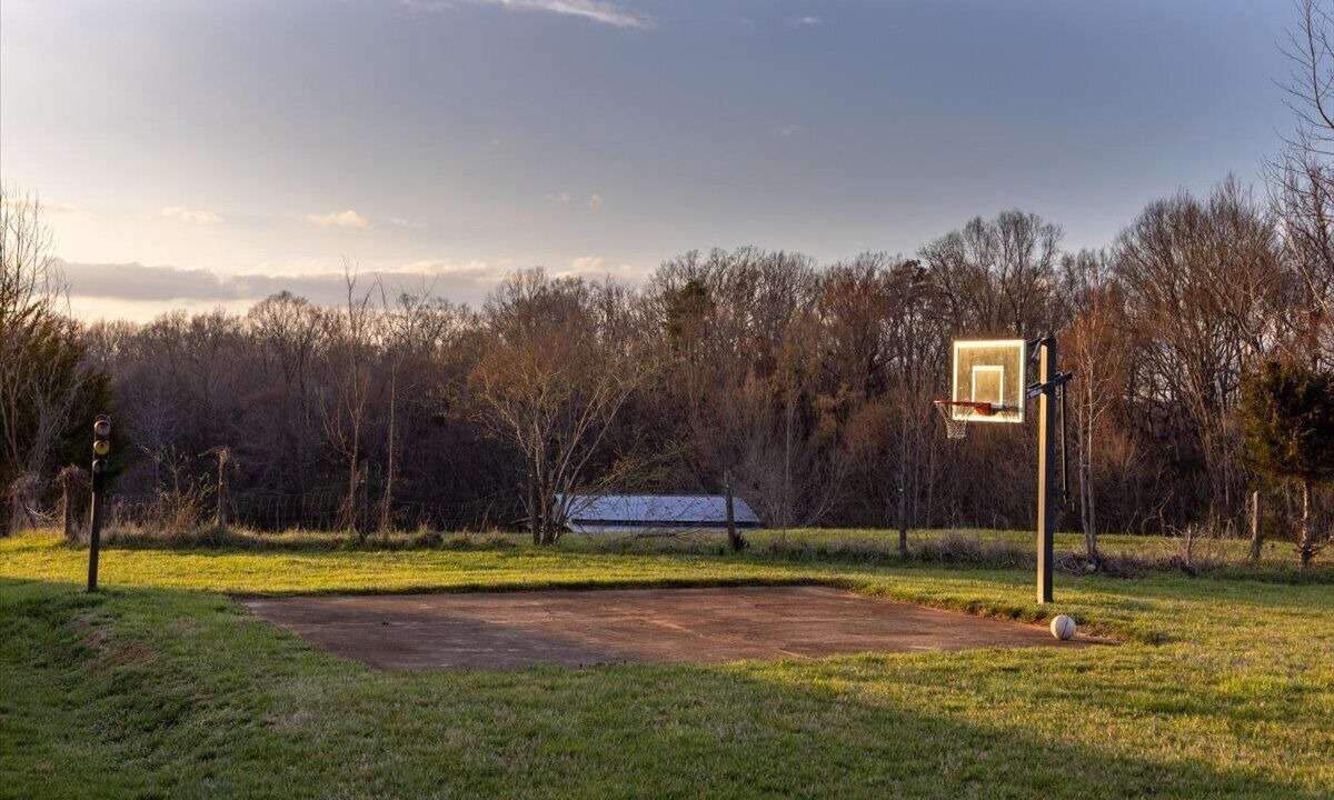 Photo of Outdoor in Burnsville