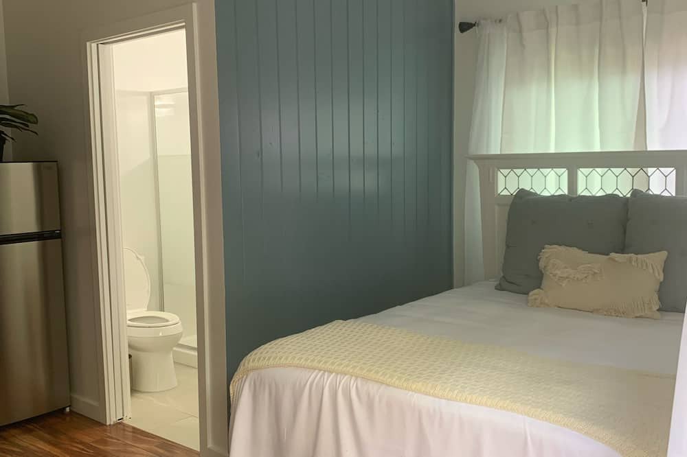 Photo of Bedroom in Kona Palisades