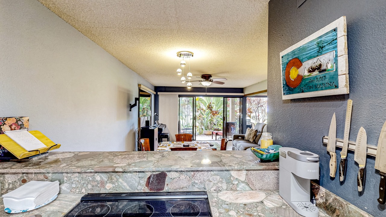 Photo of Kitchen in Waikoloa