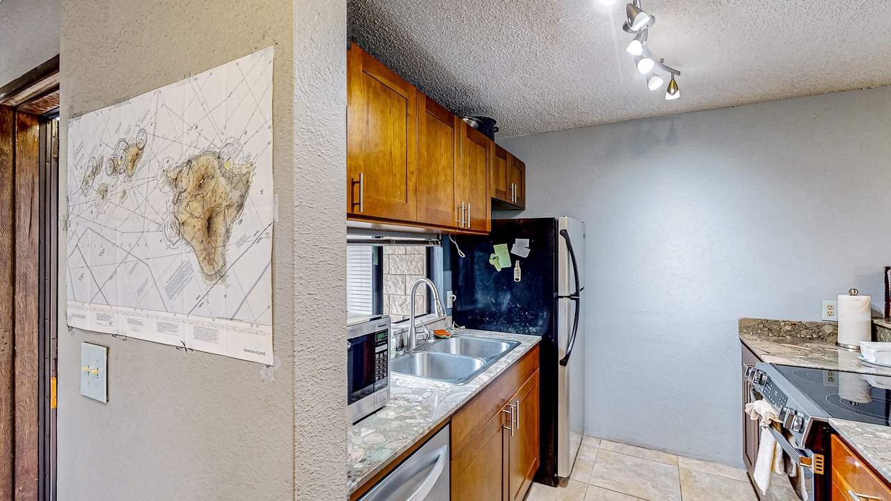 Photo of Kitchen in Waikoloa