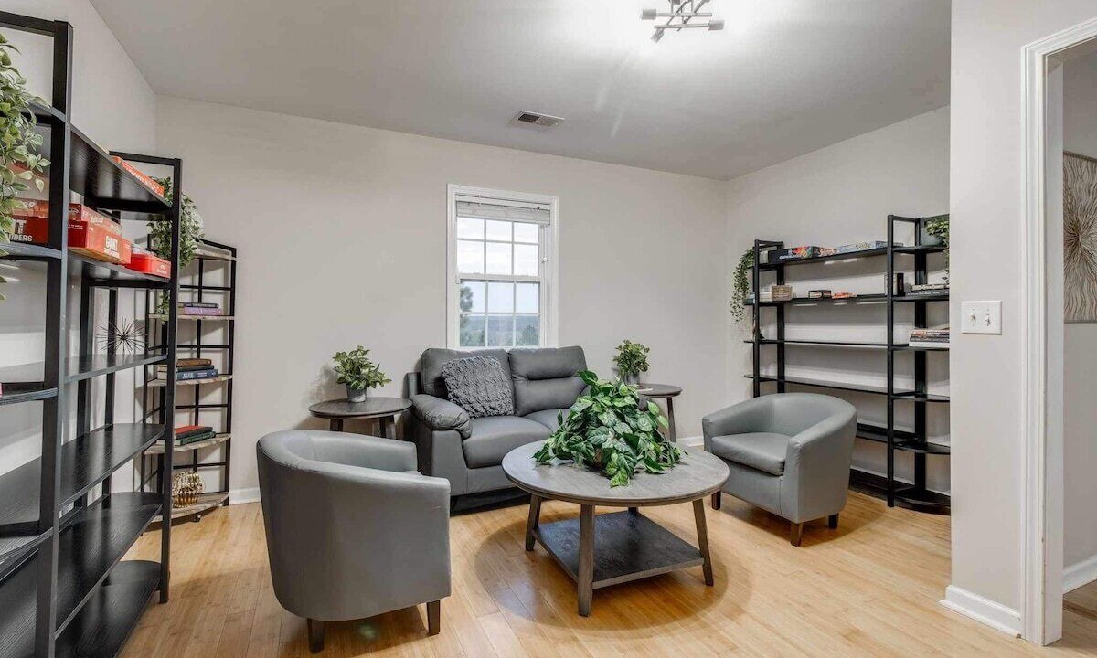 Photo of Livingroom in Lexington