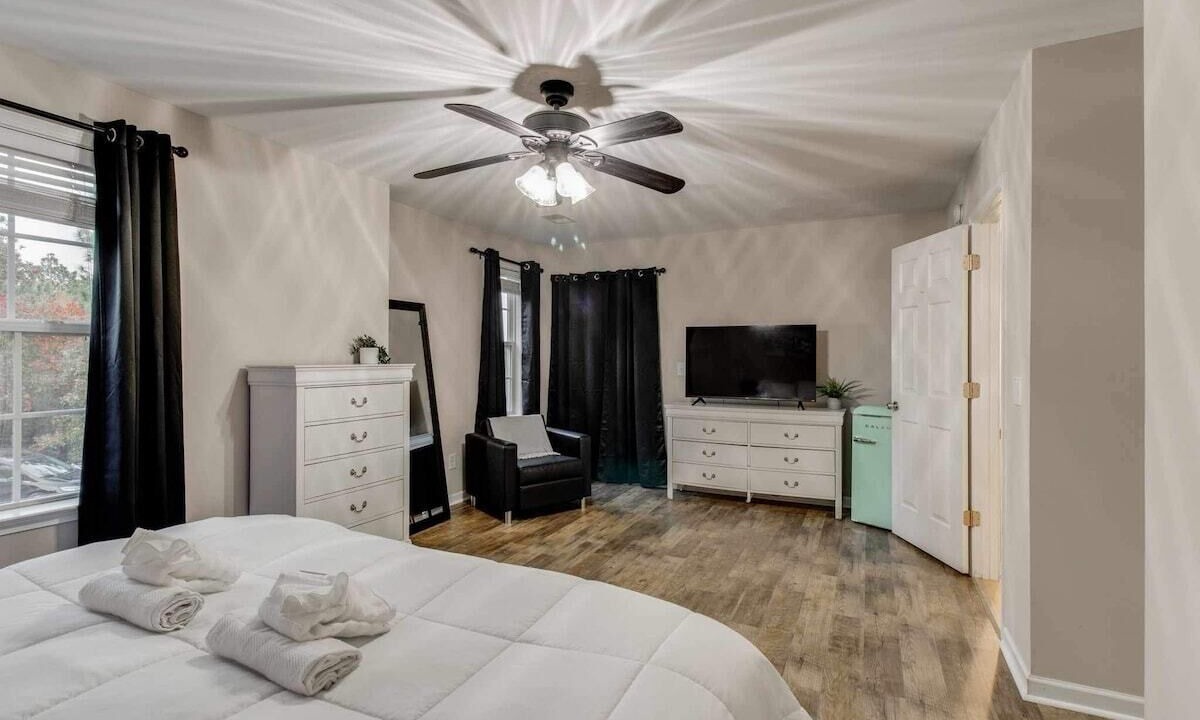 Photo of Others in Lexington