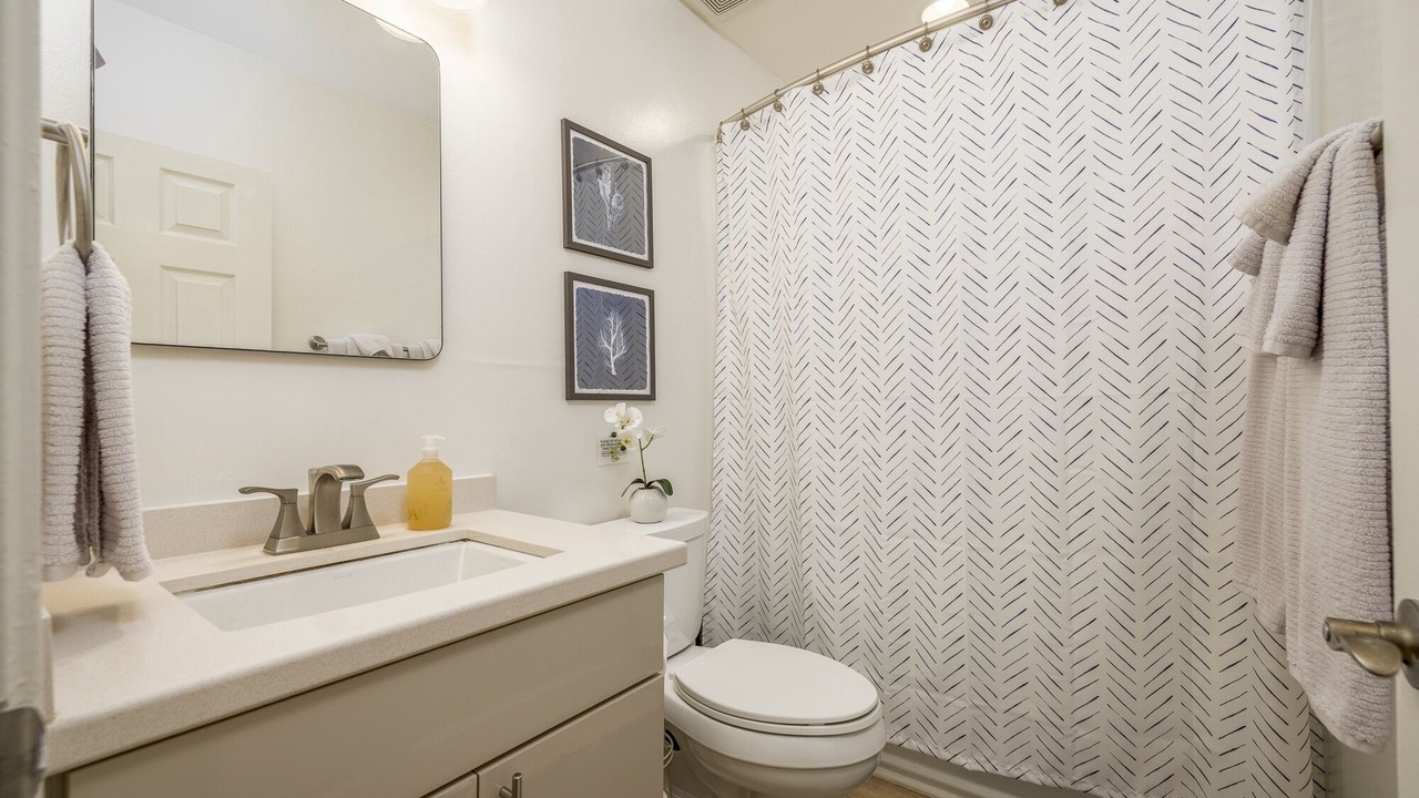 Photo of Bathroom in Kahuku