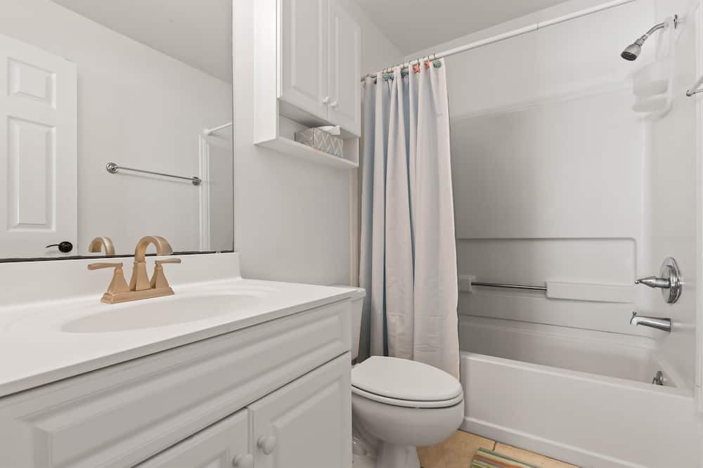 Photo of Bathroom in McCutcheon Field