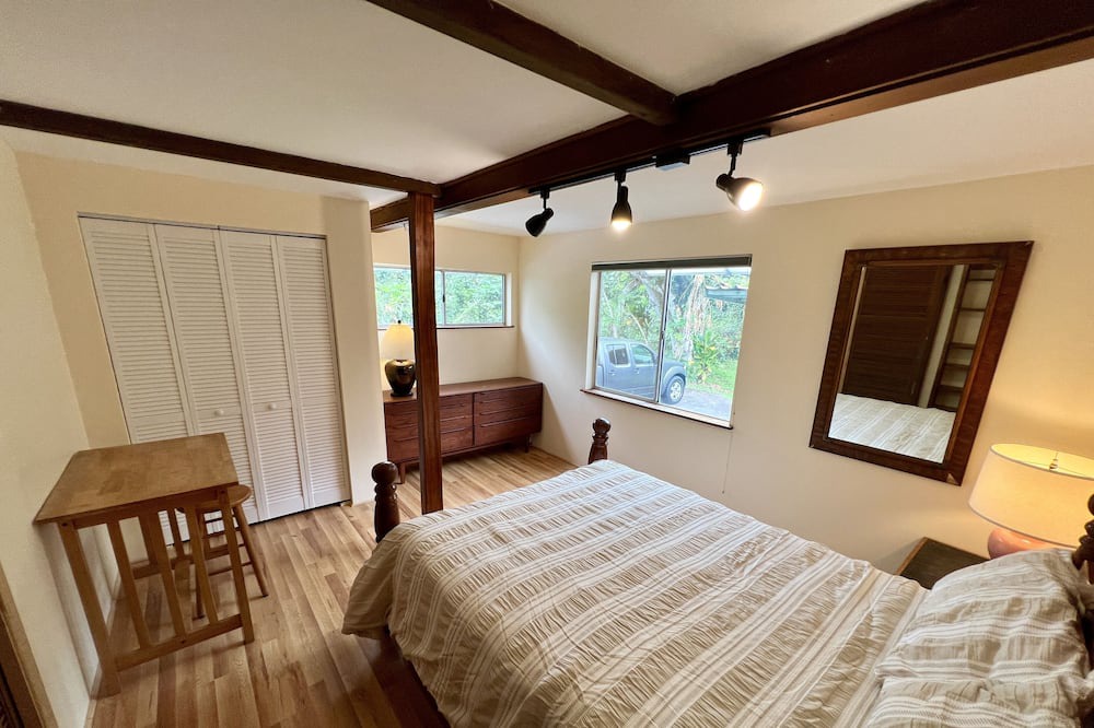 Photo of Bedroom in Kealia