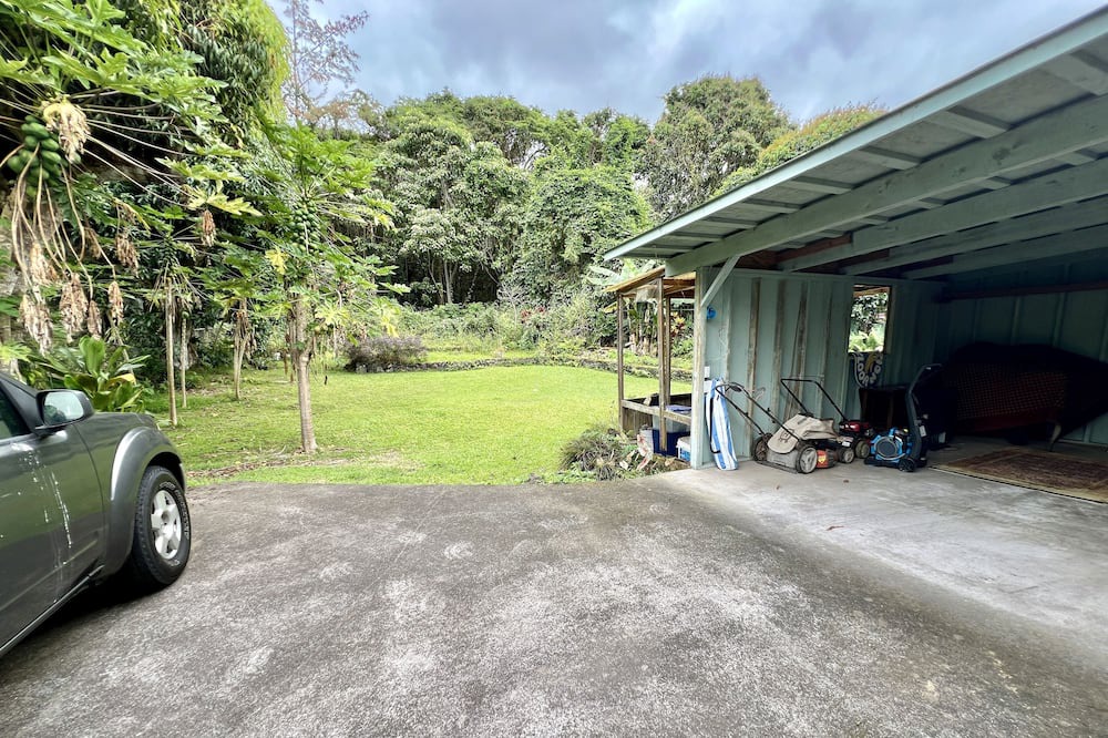 Photo of Outdoor in Kealia