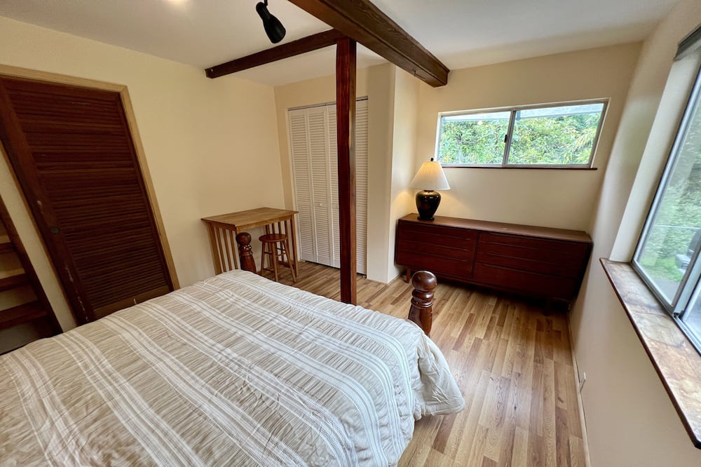 Photo of Bedroom in Kealia