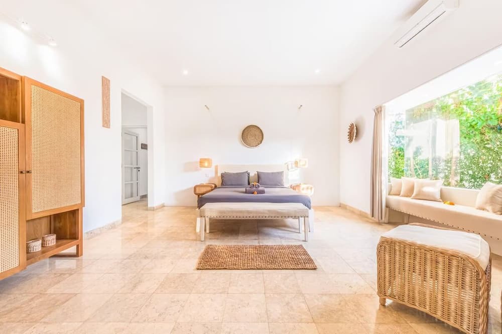Photo of Bedroom in Kaneohe