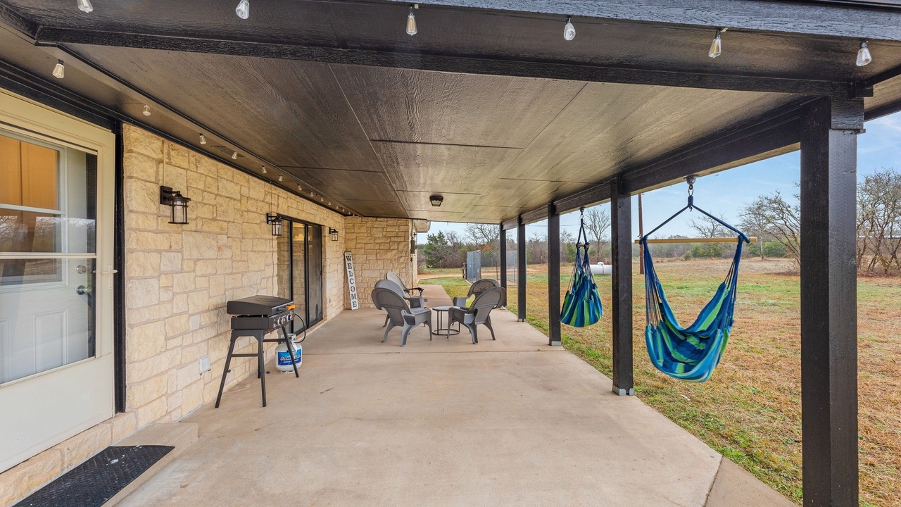 Photo of Patio Balcony in Oatmeal