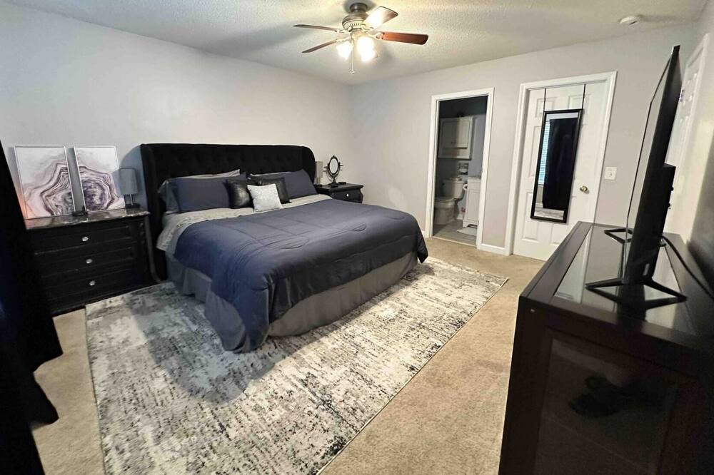 Photo of Bedroom in Lowell