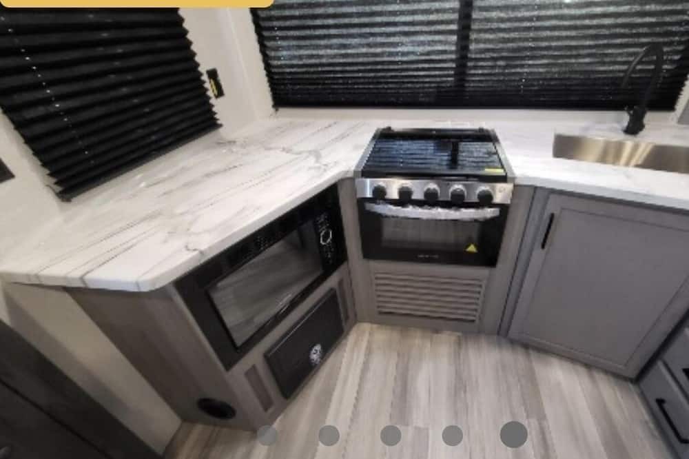 Photo of Kitchen in Thomson