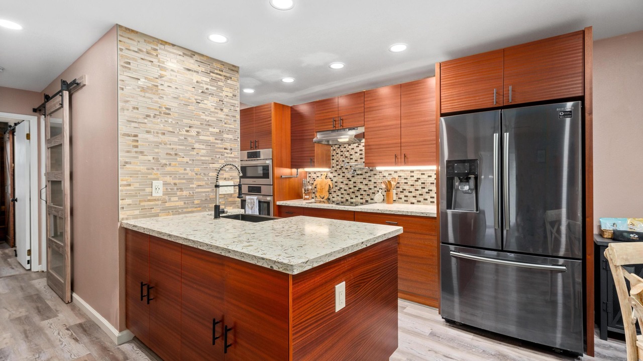 Photo of Kitchen in Waikoloa
