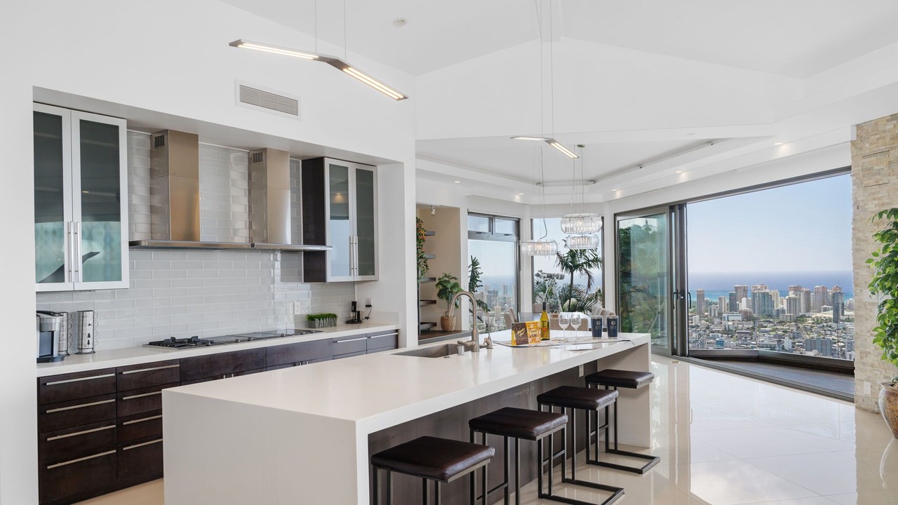 Photo of Kitchen in Makiki
