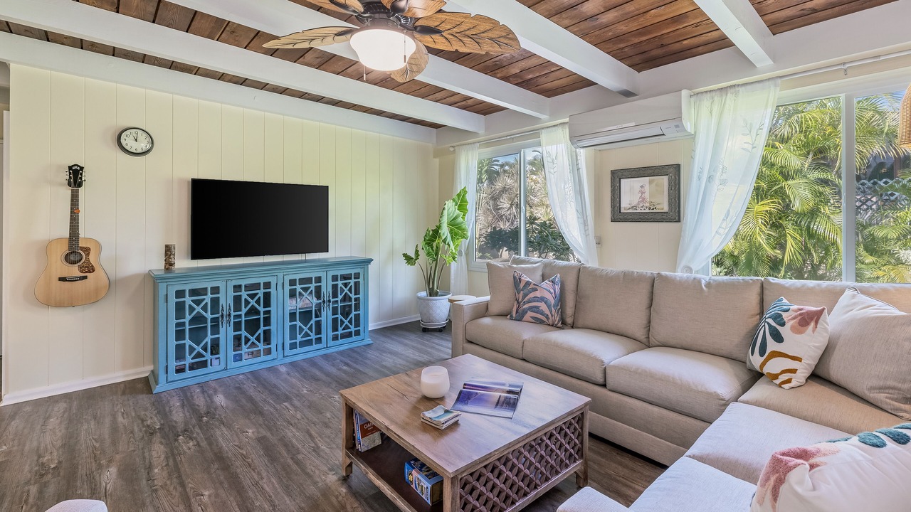 Photo of Livingroom in Kalama Tract