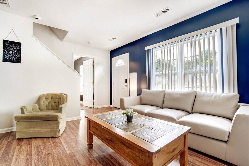 Photo of Livingroom in Charlotte