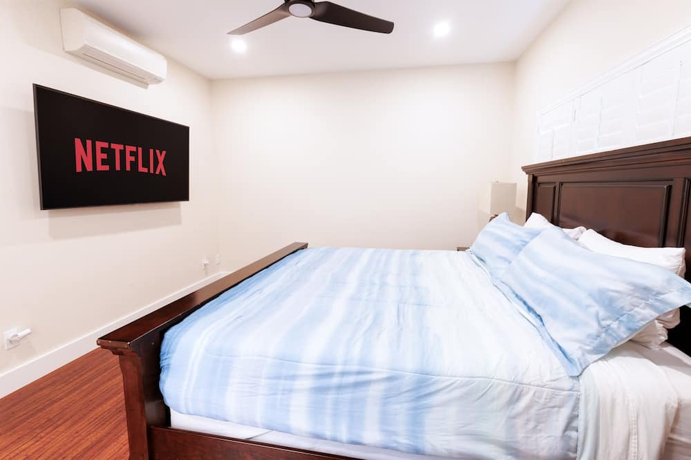 Photo of Bedroom in Windward Coast