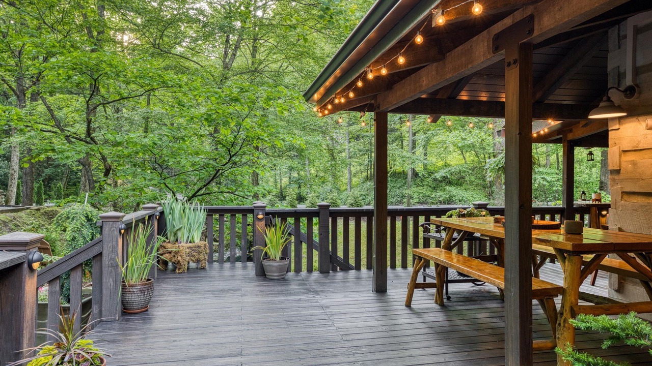 Photo of Outdoor in Apple Ridge