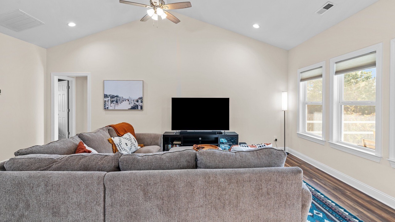 Photo of Livingroom in New Bern