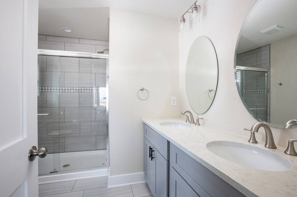 Photo of Bathroom in Carova Beach