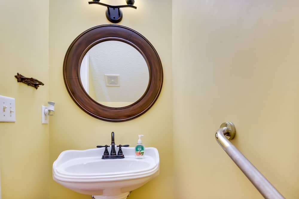 Photo of Bathroom in Smithfield