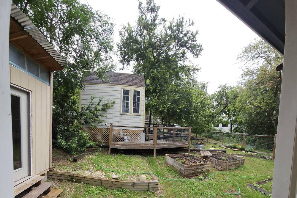Photo of Outdoor in Rosewood
