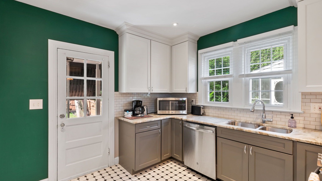 Photo of Kitchen in Potomac West