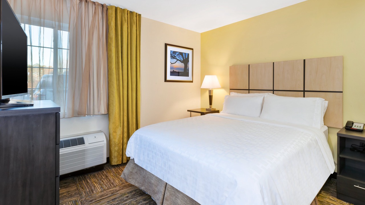 Photo of Bedroom in Huntersville