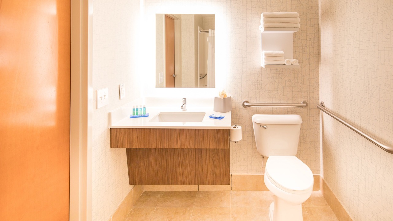 Photo of Bathroom in Stone Mountain
