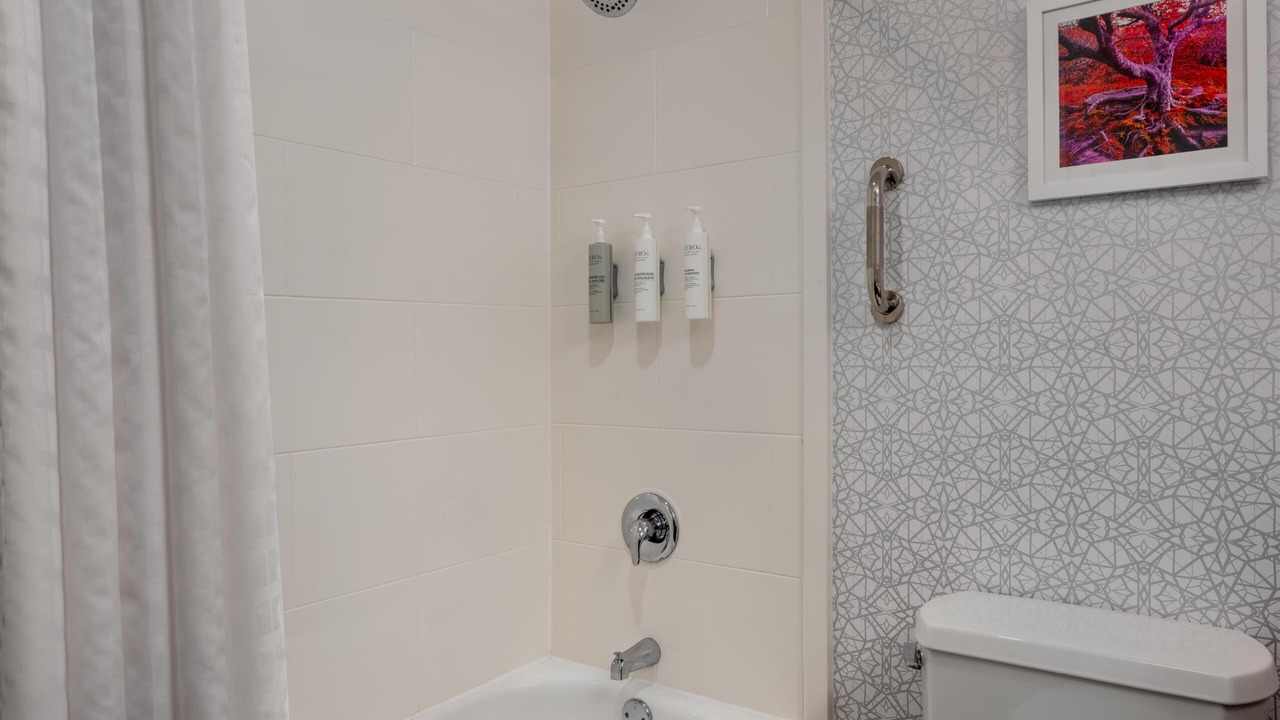 Photo of Bathroom in Eden