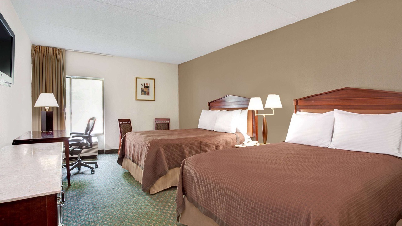 Photo of Bedroom in Central Newport News