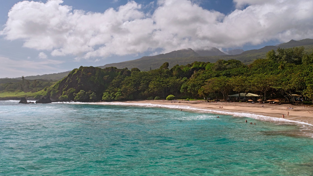 Photo of Others in Hana