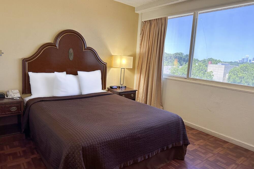 Photo of Bedroom in Charlotte