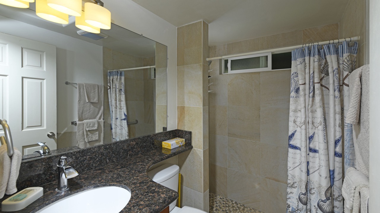 Photo of Bathroom in Kihei