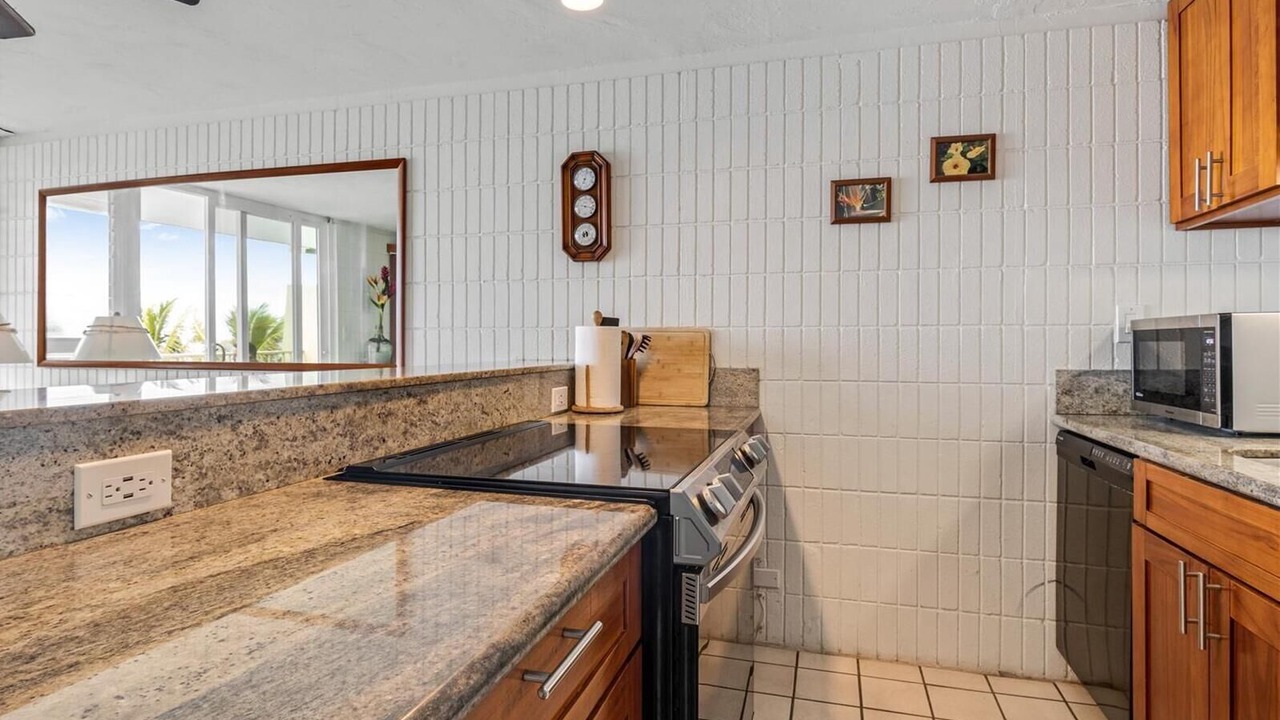 Photo of Kitchen in Punaluu