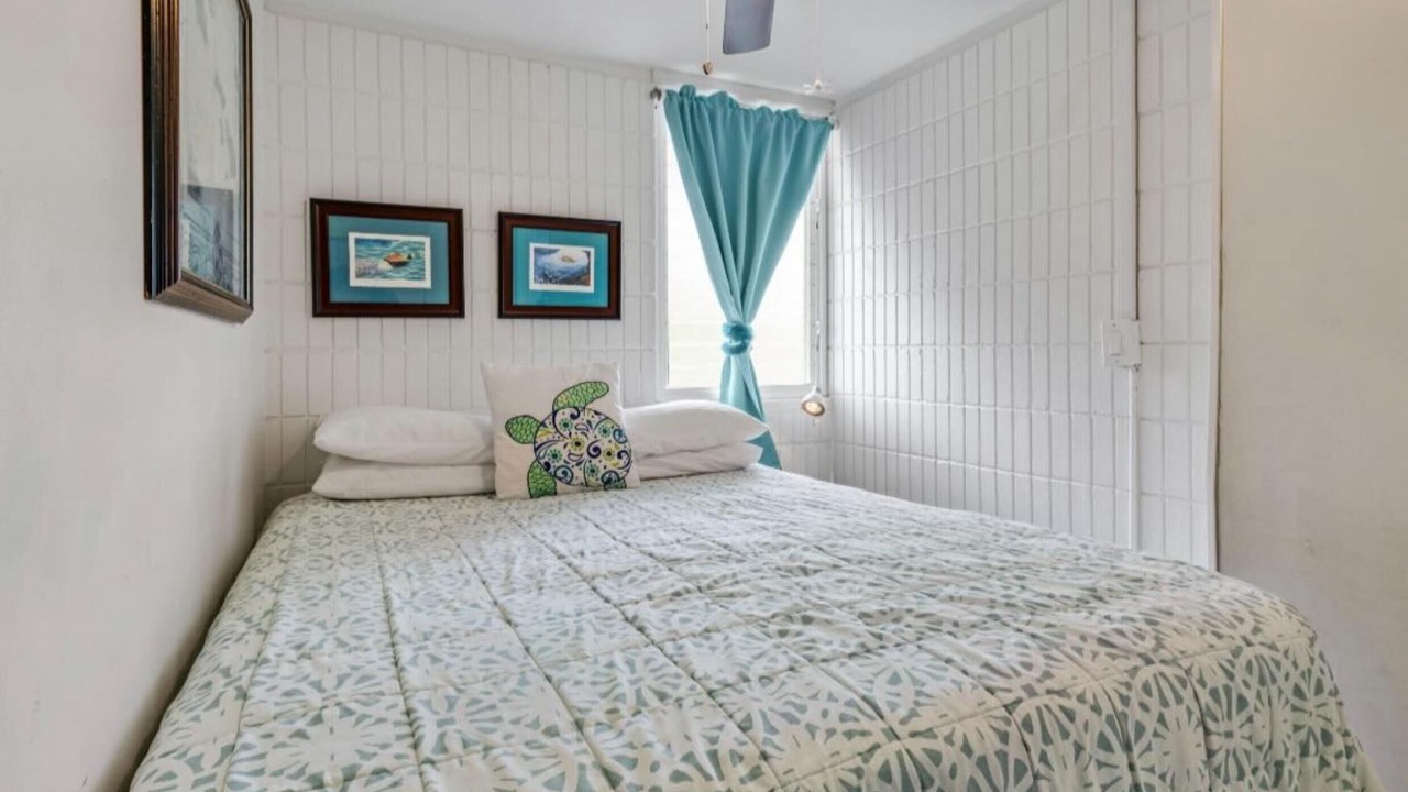 Photo of Bedroom in Punaluu