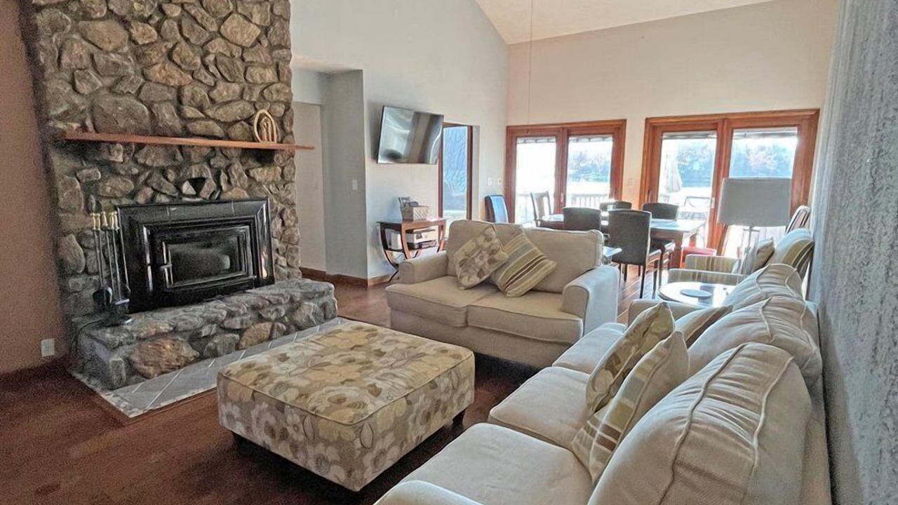 Photo of Livingroom in Huddleston
