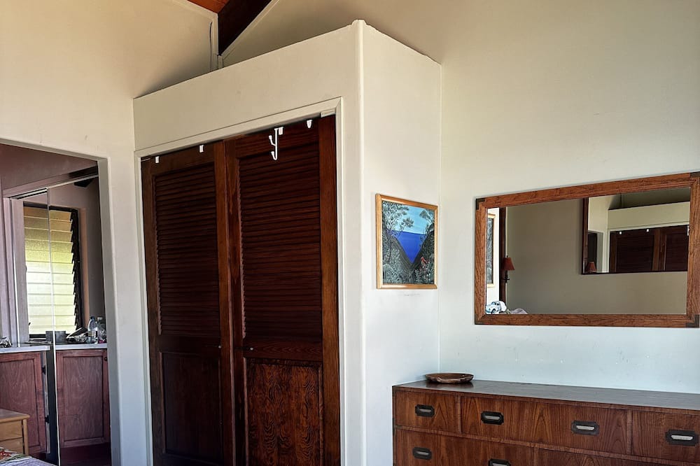 Photo of Bedroom in Kaunakakai