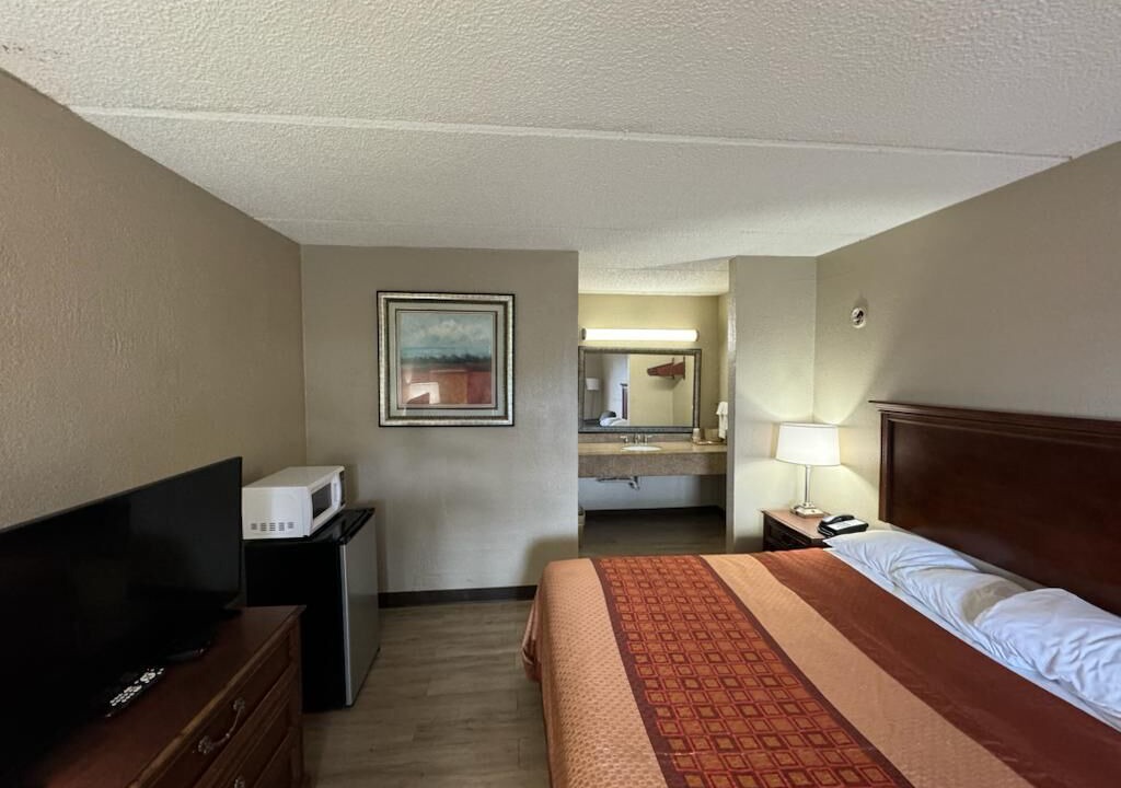 Photo of Bedroom in Milledgeville