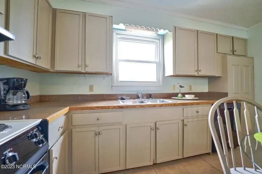 Photo of Kitchen in Sunset Beach