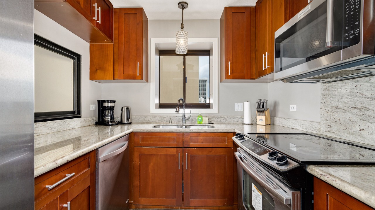 Photo of Kitchen in Diamond Head - Kapahulu - St. Louis