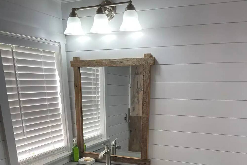 Photo of Bathroom in Fitzgerald