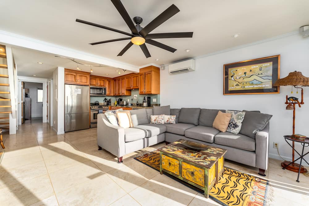 Photo of Bedroom in Maalaea