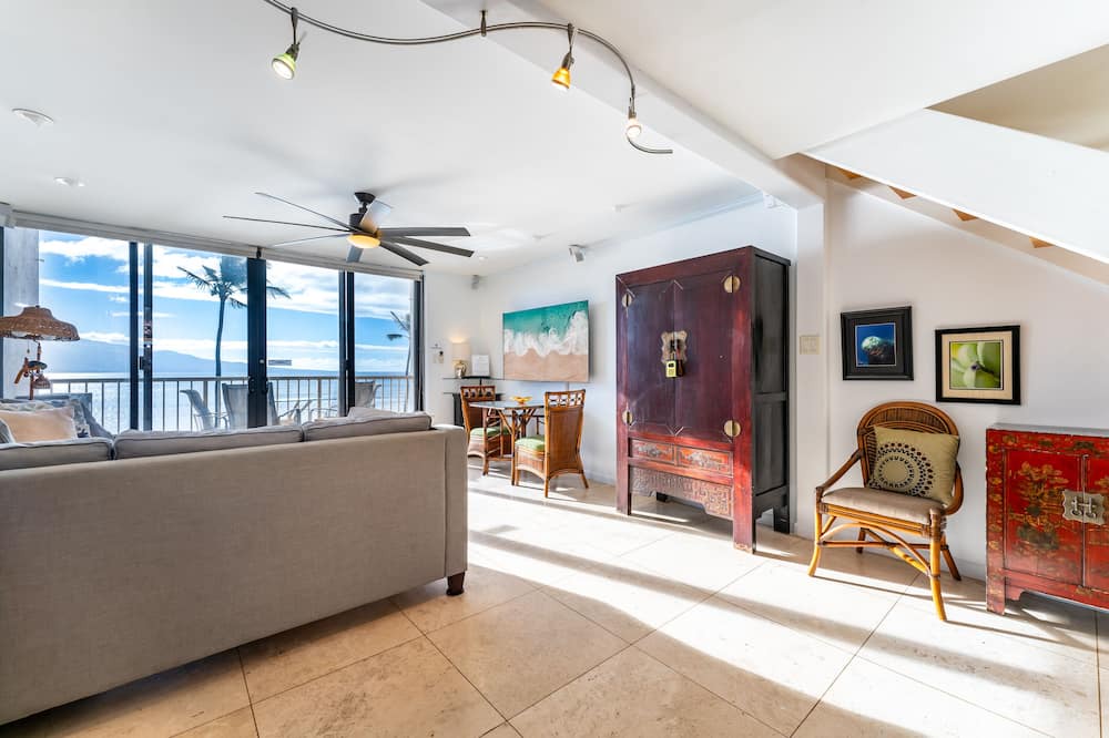 Photo of Livingroom in Maalaea