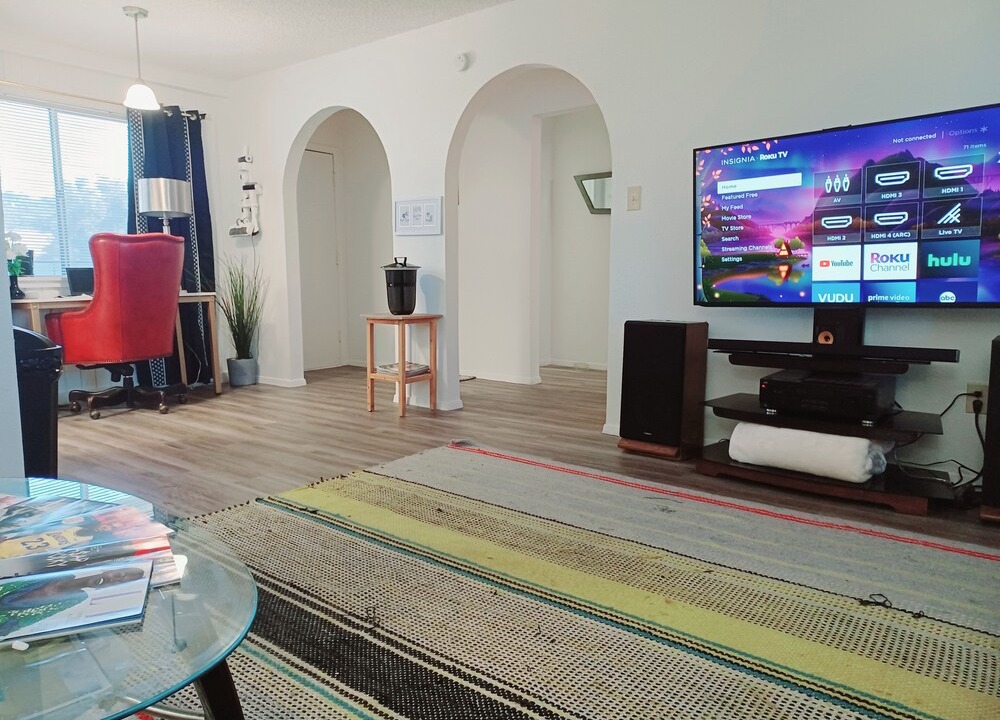 Photo of Livingroom in Dawson