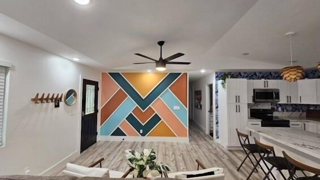 Photo of Livingroom in Ainaloa